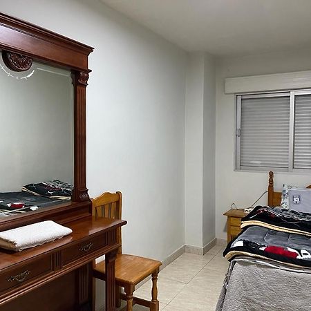Habitacion Individual En Granada Buitenkant foto