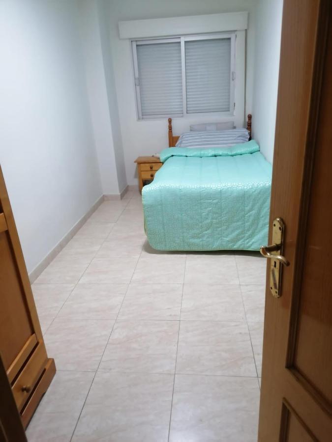 Habitacion Individual En Granada Buitenkant foto