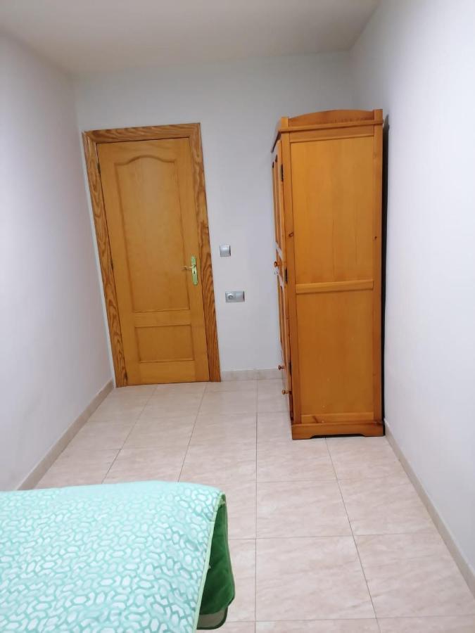 Habitacion Individual En Granada Buitenkant foto